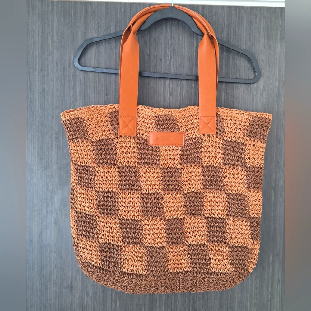 Rusty Surf Women’s Straw Tote Bag with Vegan Lesther Straos